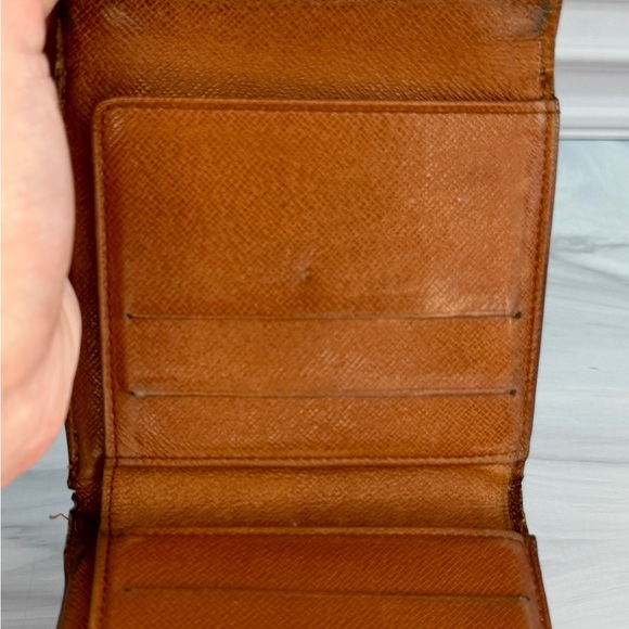 Louis Vuitton Monogram Elise Wallet | Authentic | Project Piece - Picture 7 of 10